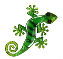 Load image into Gallery viewer, Lizard Wall Art 18cm Metal/Glass