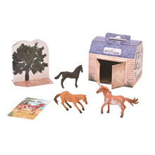 Load image into Gallery viewer, Horse Barn Set GiftBox Mini-TS